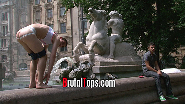 Brutal Tops | Masters Dave and Maurice - "Strip off, feeble worm!"