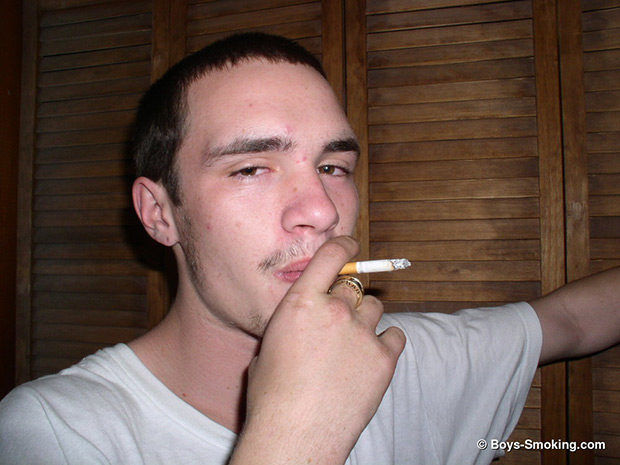 Boys Smoking | Blu