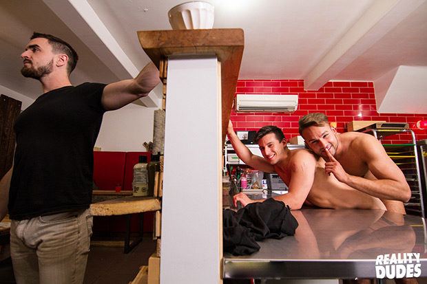 Reality Dudes | Dudes in Public, Pt. 27: Kitchen Confidential (Collin Lust & Jax Damon)