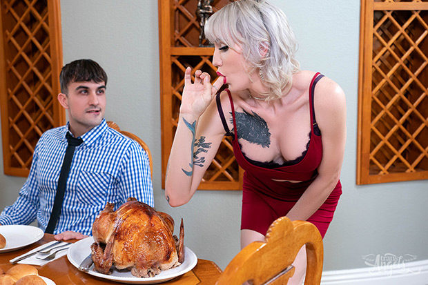 TransAngels | Stuffing Her Turkey (Mason Lear & Lena Kelly)