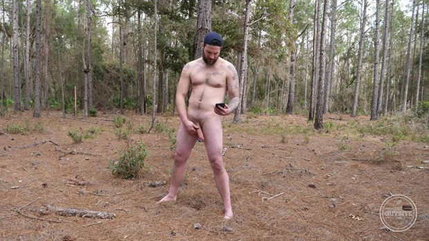 The Guy Site | Eli: Bare Ass Embarrassed In The Woods