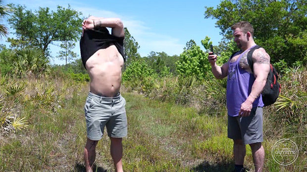 The Guy Site | Bodybuilder Victor Jerks Off In The Woods