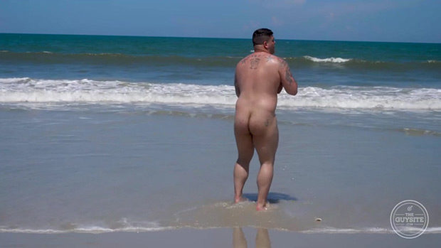 The Guy Site | Naked Football Players At The Beach